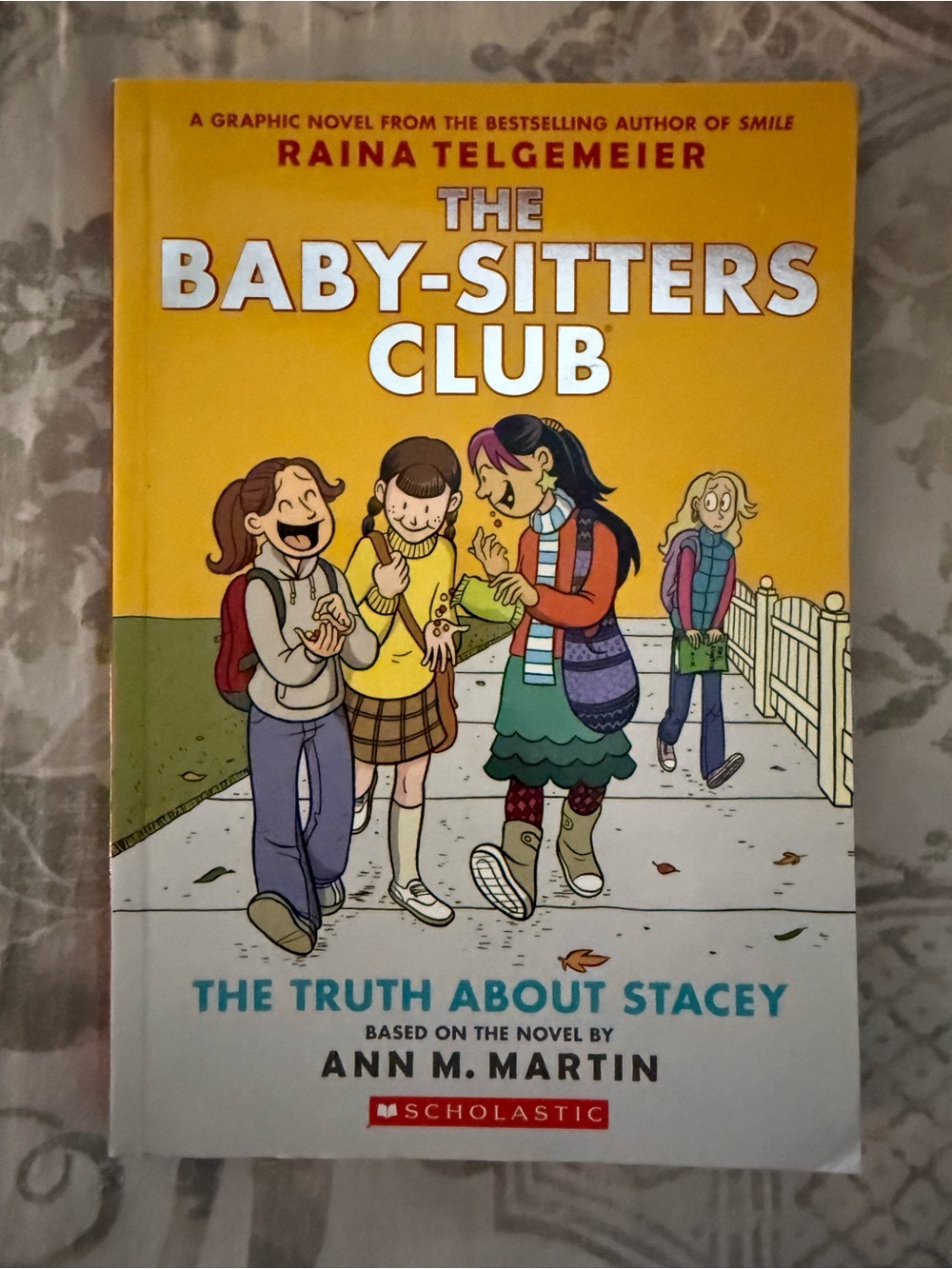 The Baby-Sitters Club Graphic Novels - 4 books - Picture 3 of 5